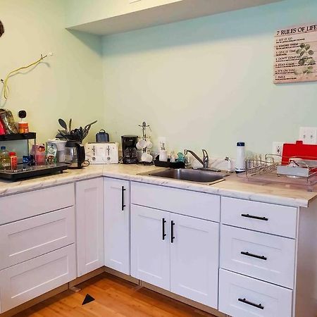 5 Star Room/Close To Town Center And Everything/5 Min Walk Metro Роквилл Экстерьер фото